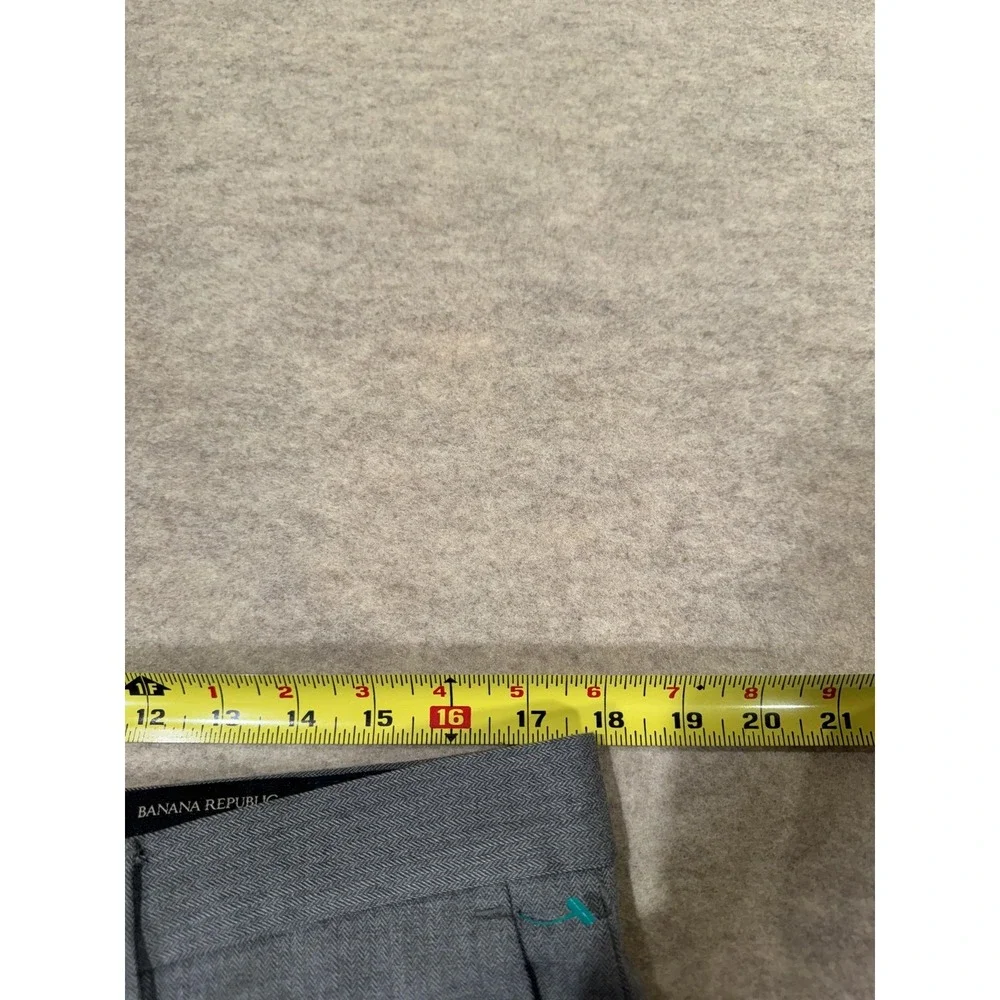 Banana Republic Pants Mens 35x32 Gray Standard Fit Herringbone Dress Pants‎